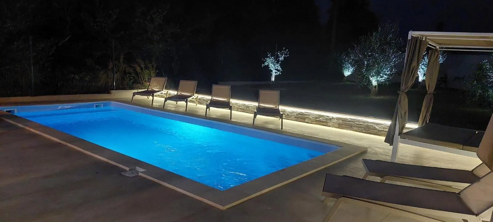 Wellnes Apartment Pula - Hacienda Matea Villa