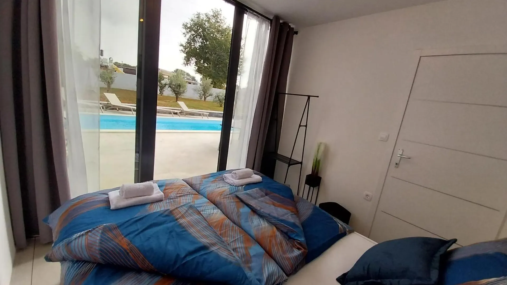 Wellnes Apartment Pula - Hacienda Matea 0*,